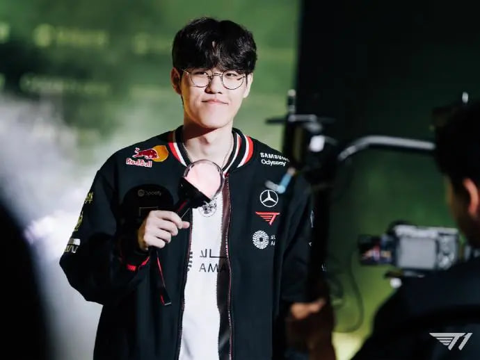 米兰电竞官方返水活动 - 每周高额返利享不停